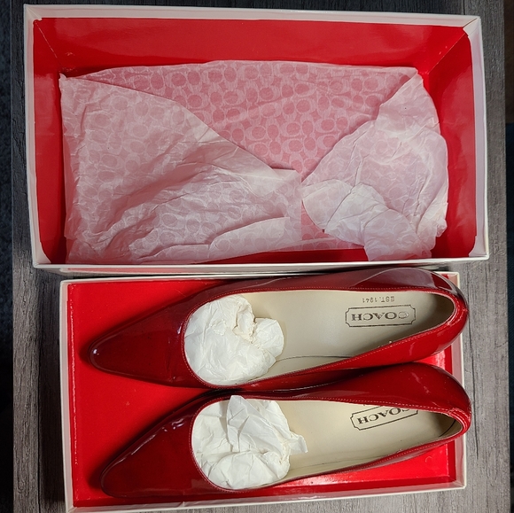 Coach Misty Patent Leather vintage 3½" heels Red - Picture 1 of 16